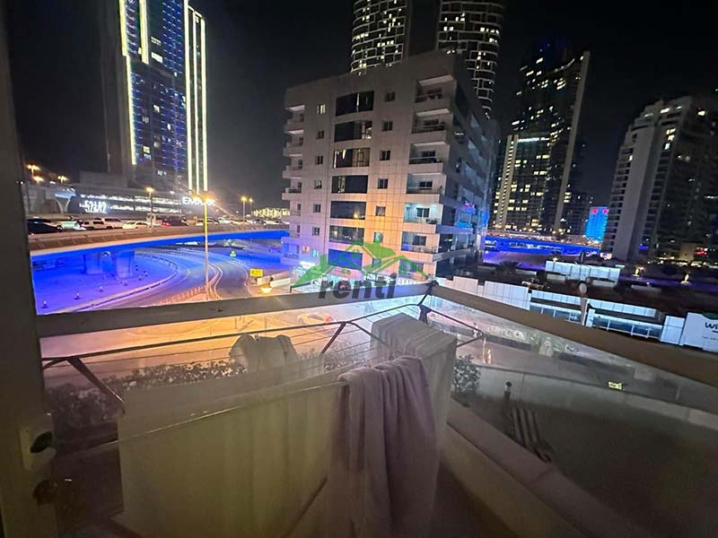 Master bedroom for rent